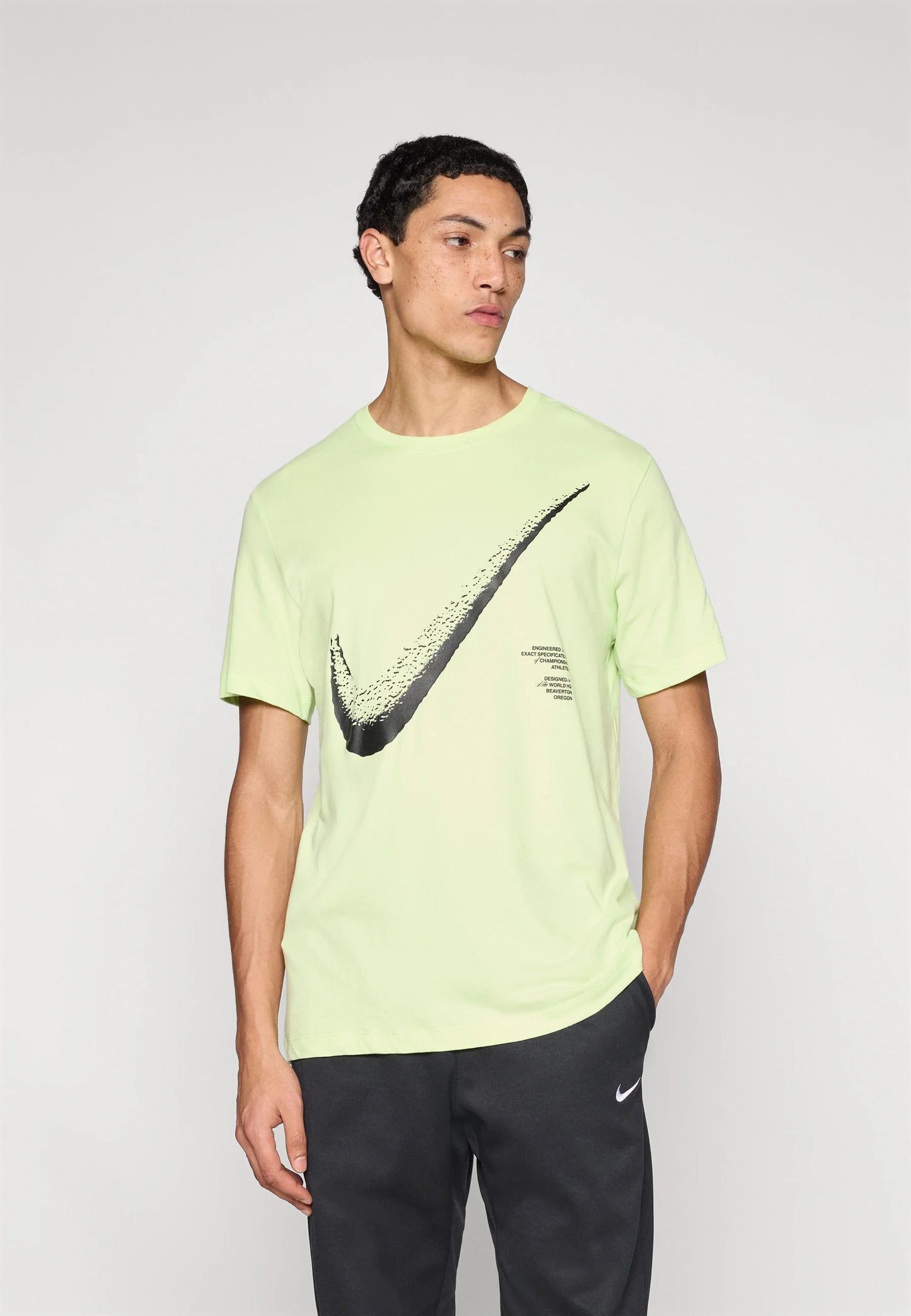 T-shirt Nike Performance - Liquid Lime