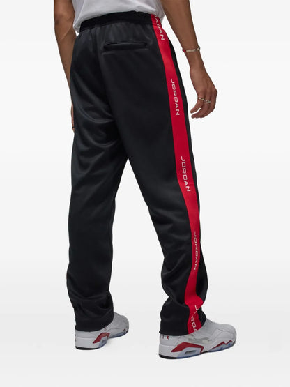 AIR JORDAN ESSENTIALS