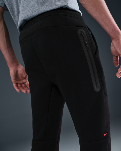 Pantalon Nike Tech Fleece Noir Rouge 2025