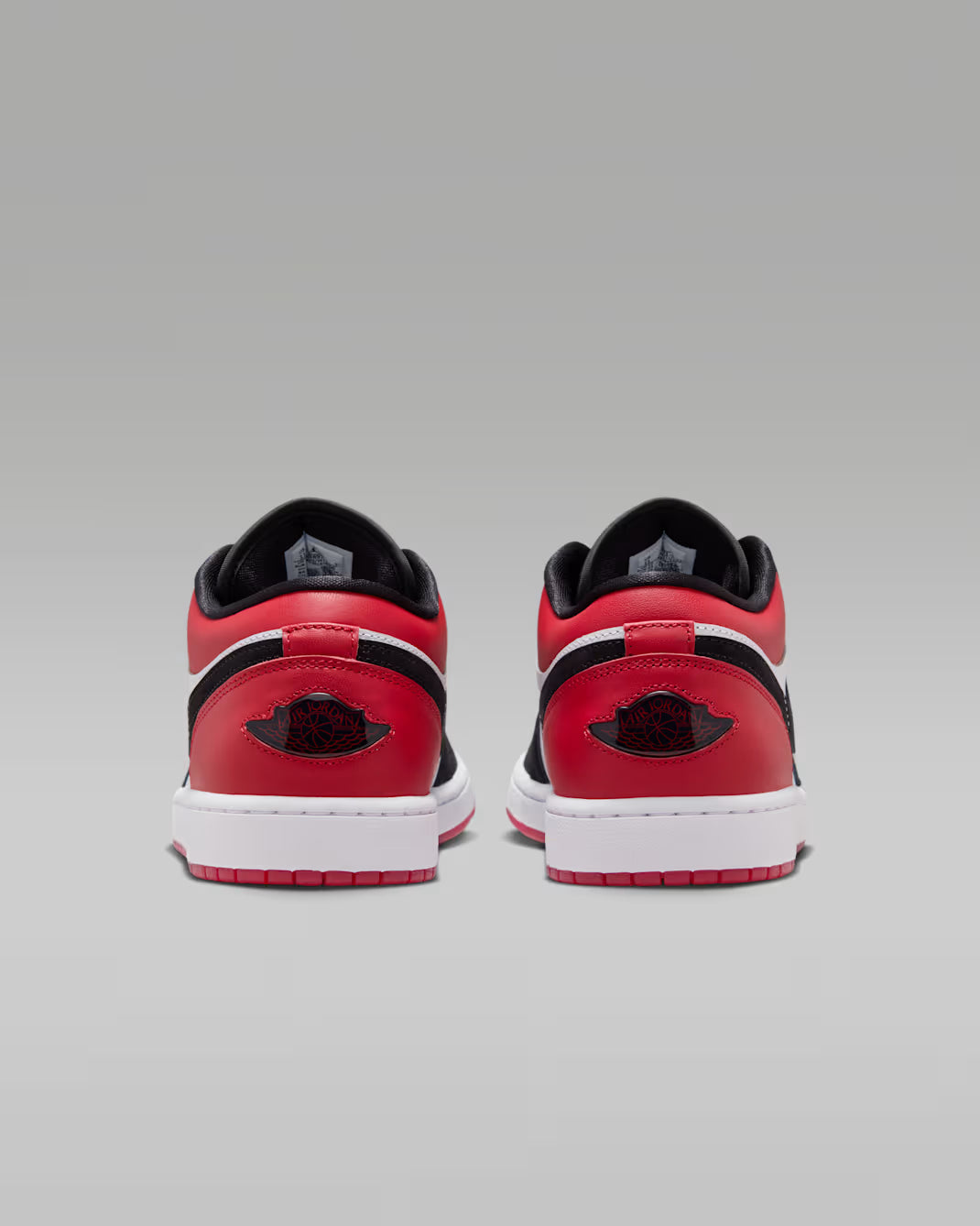 Air Jordan 1 Low Chicago 2025