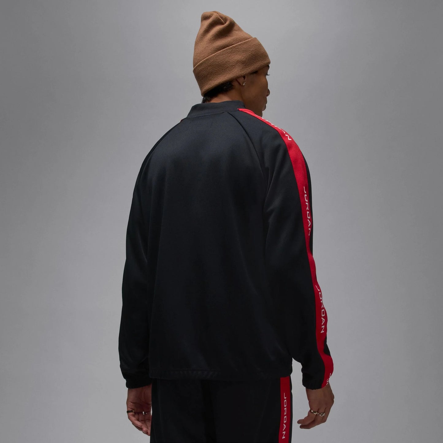 AIR JORDAN ESSENTIALS
