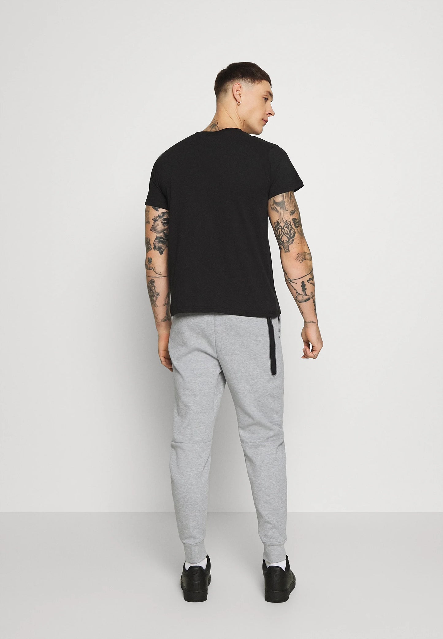 Pantalon Nike Tech Fleece Gris