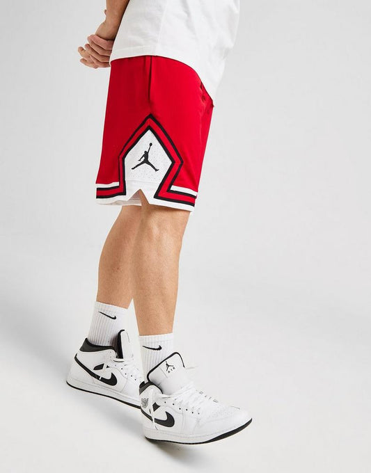 Short Jordan Diamond Chicago
