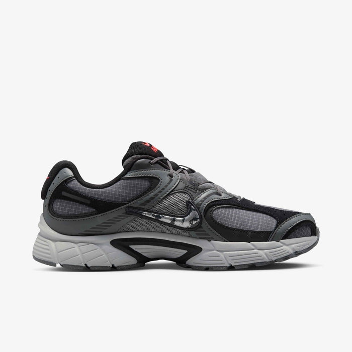 Nike V5 SE IRON Grey