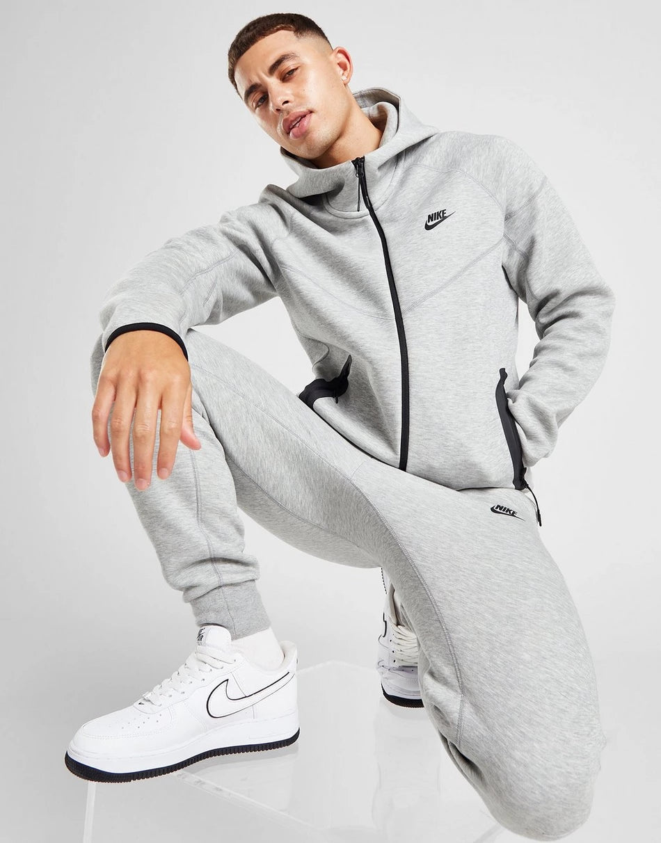 Ensemble Nike Tech Fleece Gris