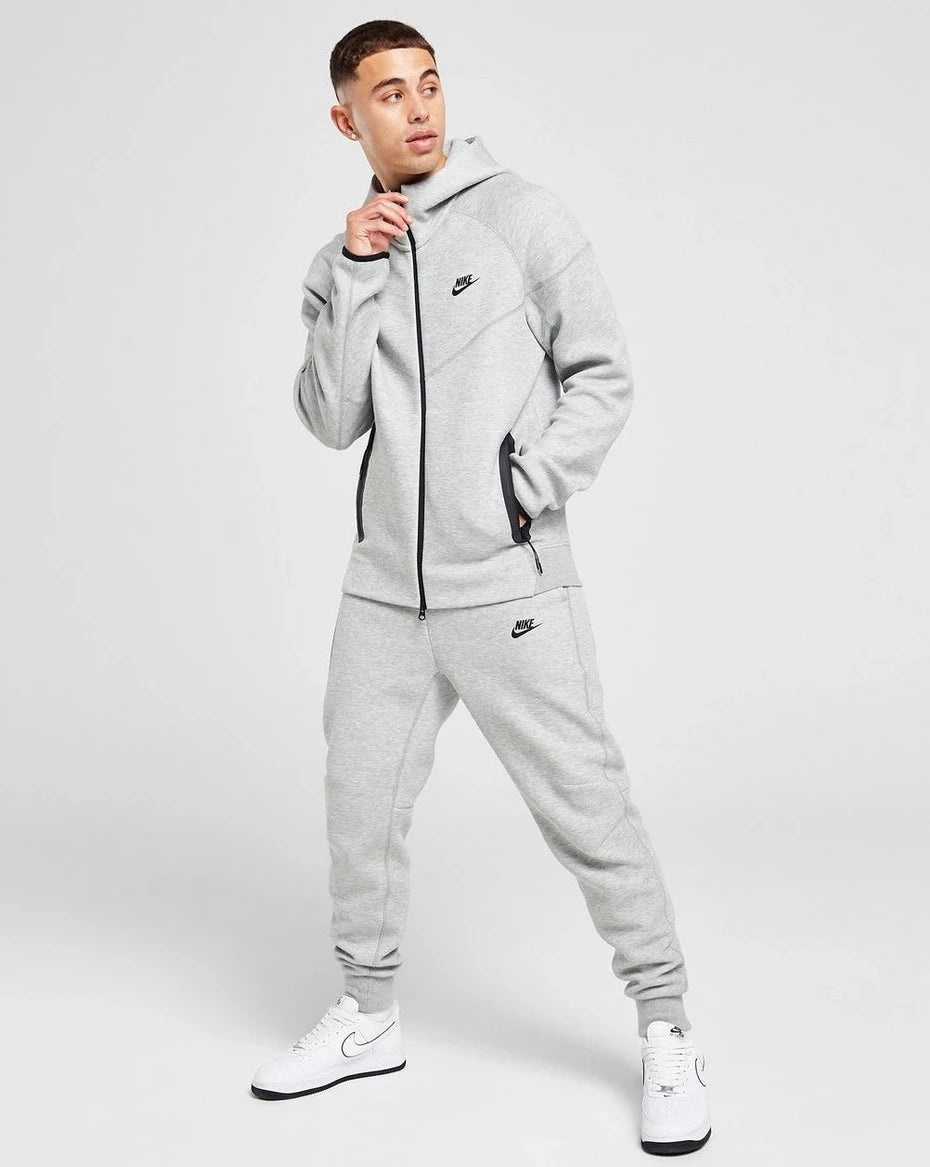 Ensemble Nike Tech Fleece Gris