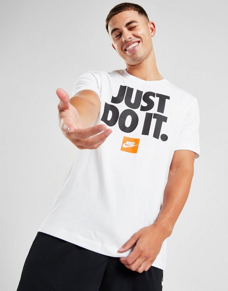 T-shirt  Nike Club Just Do It