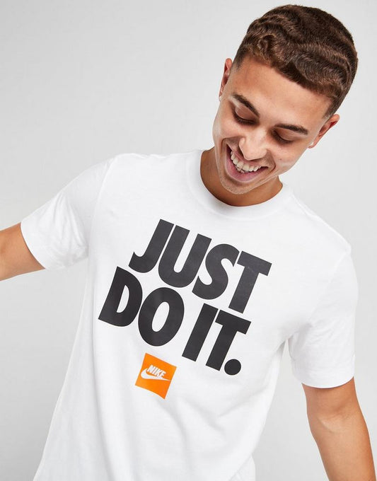 T-shirt  Nike Club Just Do It
