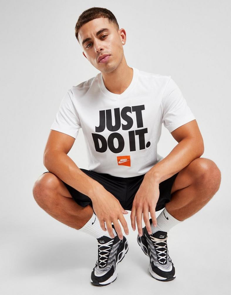 T-shirt  Nike Club Just Do It