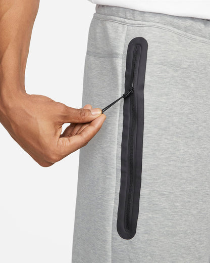 Nike Sportswear Tech Fleece Short Gris