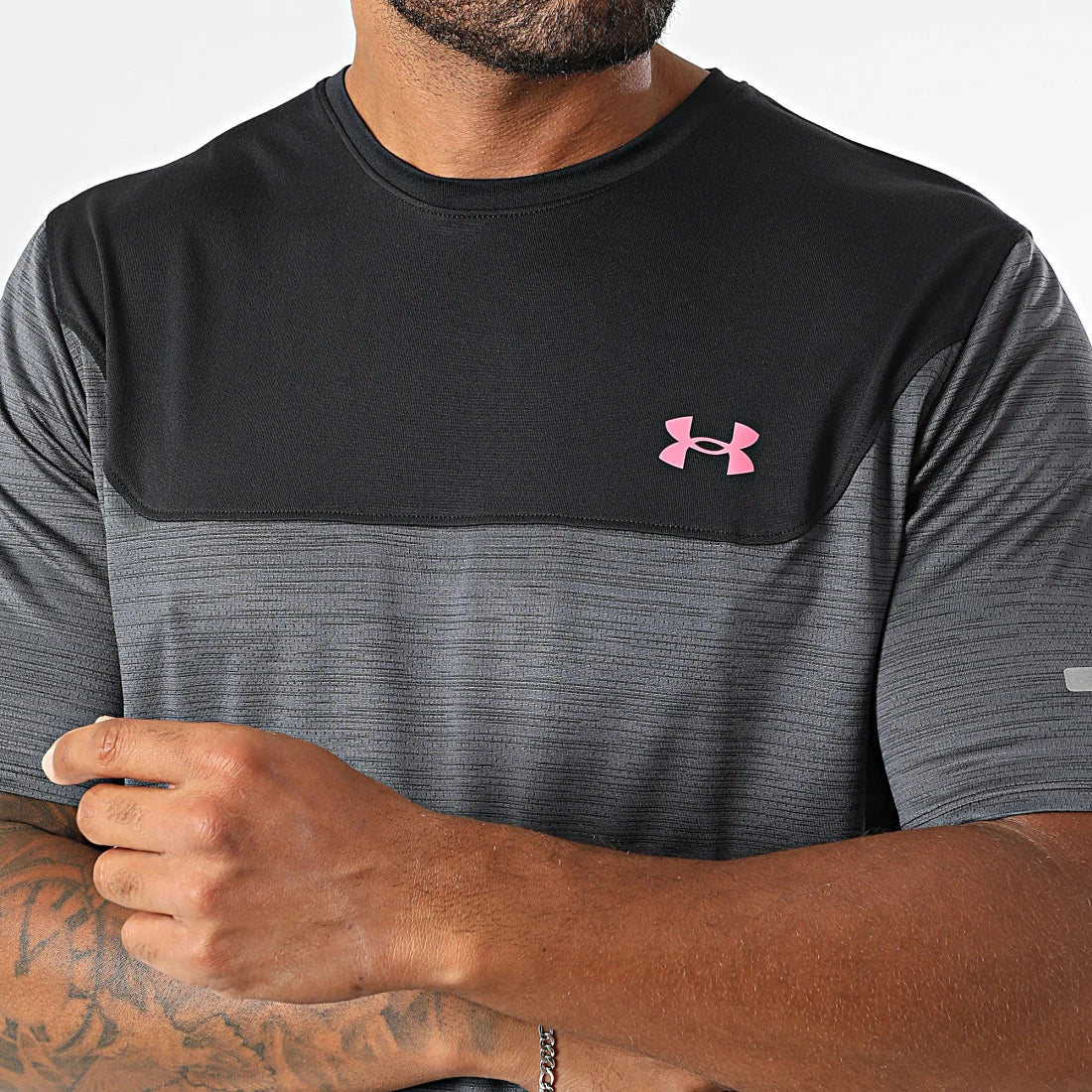 Ensemble t-shirt et short Under Armour Tech Utility noir/rose et noir